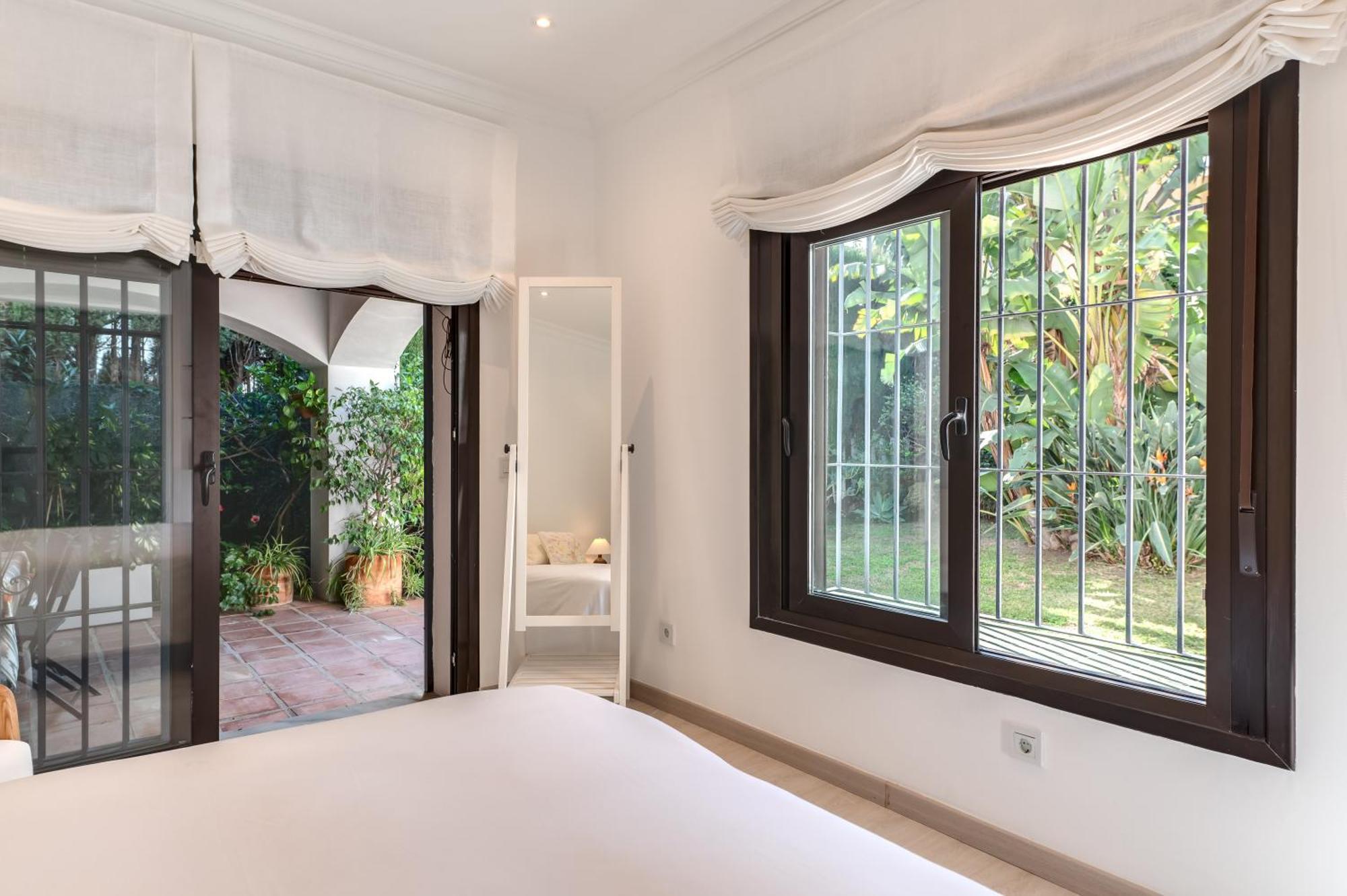 In With Golf Views Villa *