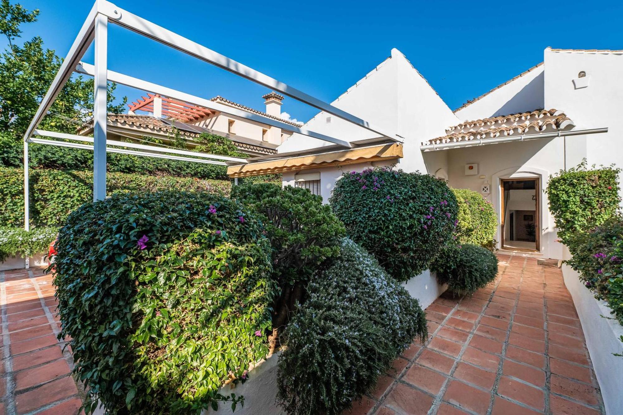 In With Golf Views * Marbella