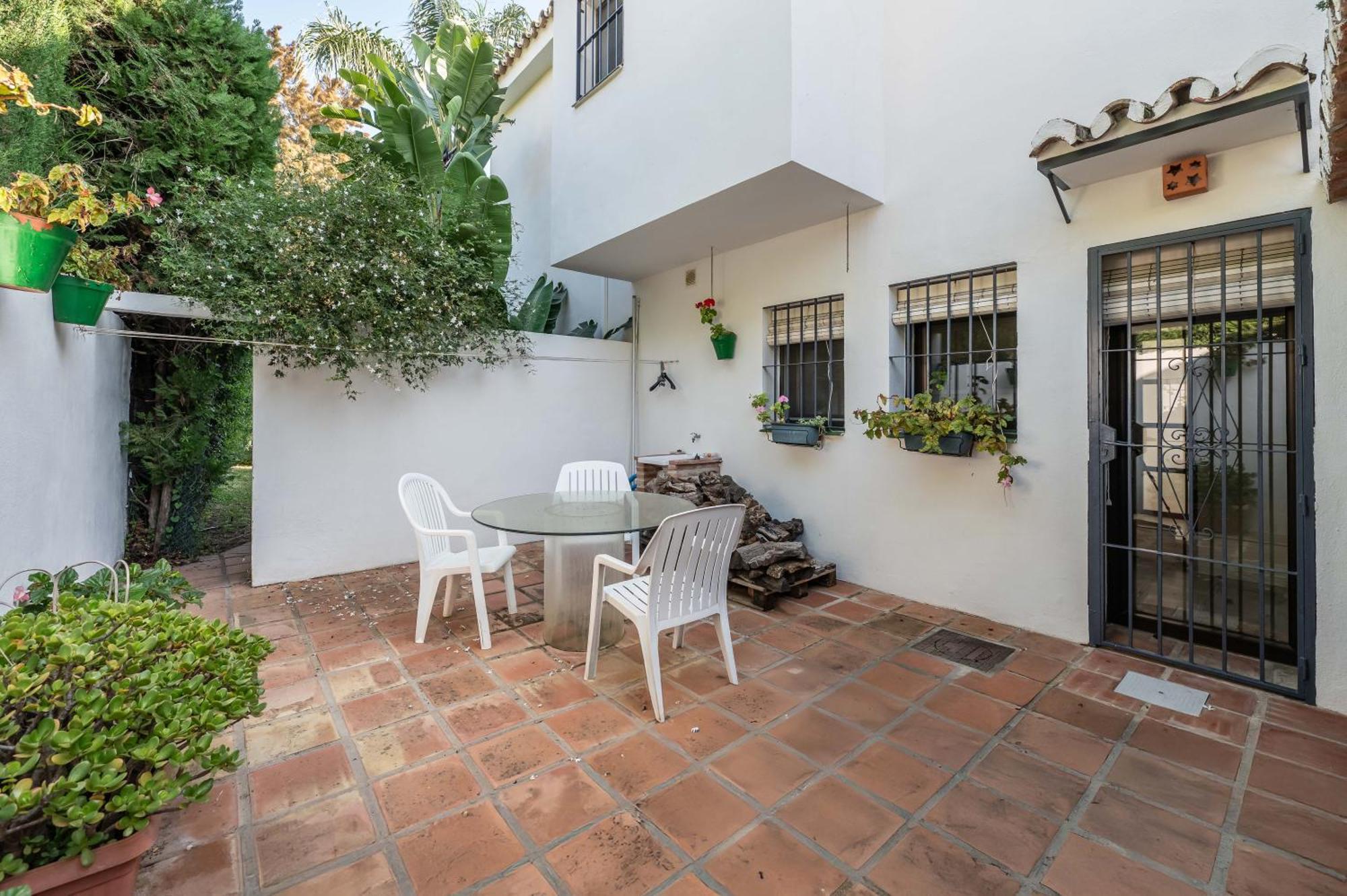 In With Golf Views Villa
