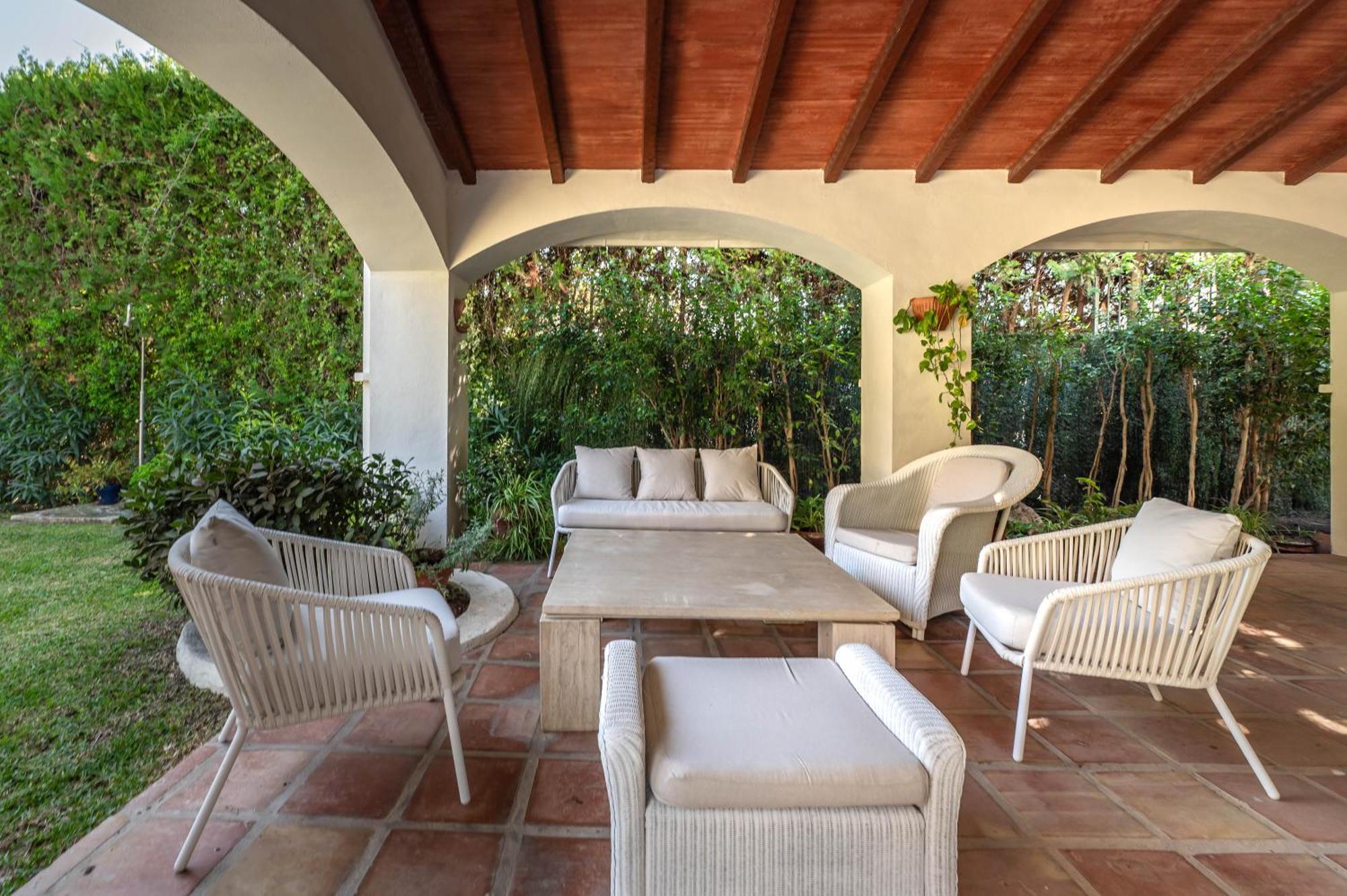 In With Golf Views Villa *